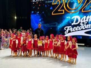 Маленькие воспитанники младшей танцевальной студии «DANCE Beat Kids» заняли первое место во Всероссийском конкурсе - фестивале «Другой мир 2023»